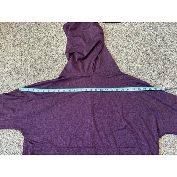 Patagonia lightweight pull over shirt/sweatshirt;  front pouch, 3/4 sleeves, XL - Picture 4 of 7